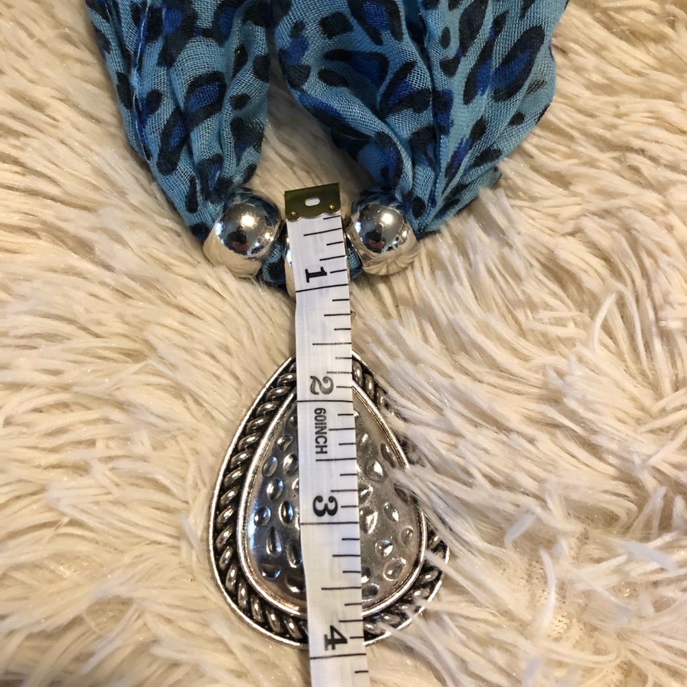 Infinity scarf - Picture 5 of 5